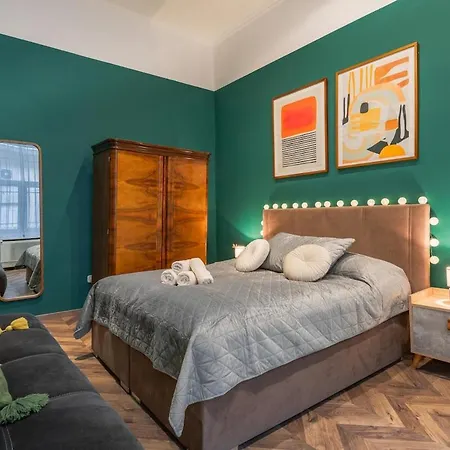 Daire Next To New York Cafe And Metro With Free Parking *